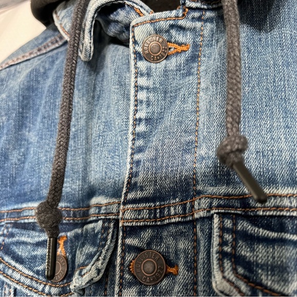 Holister Jacket Size Small Blue Denim Fleece Lined Hooded Button Down - Picture 2 of 12